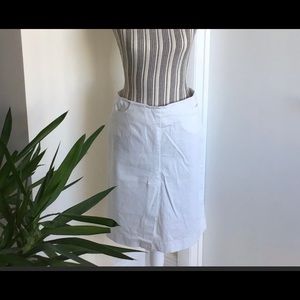 White stretchy a -line skirt